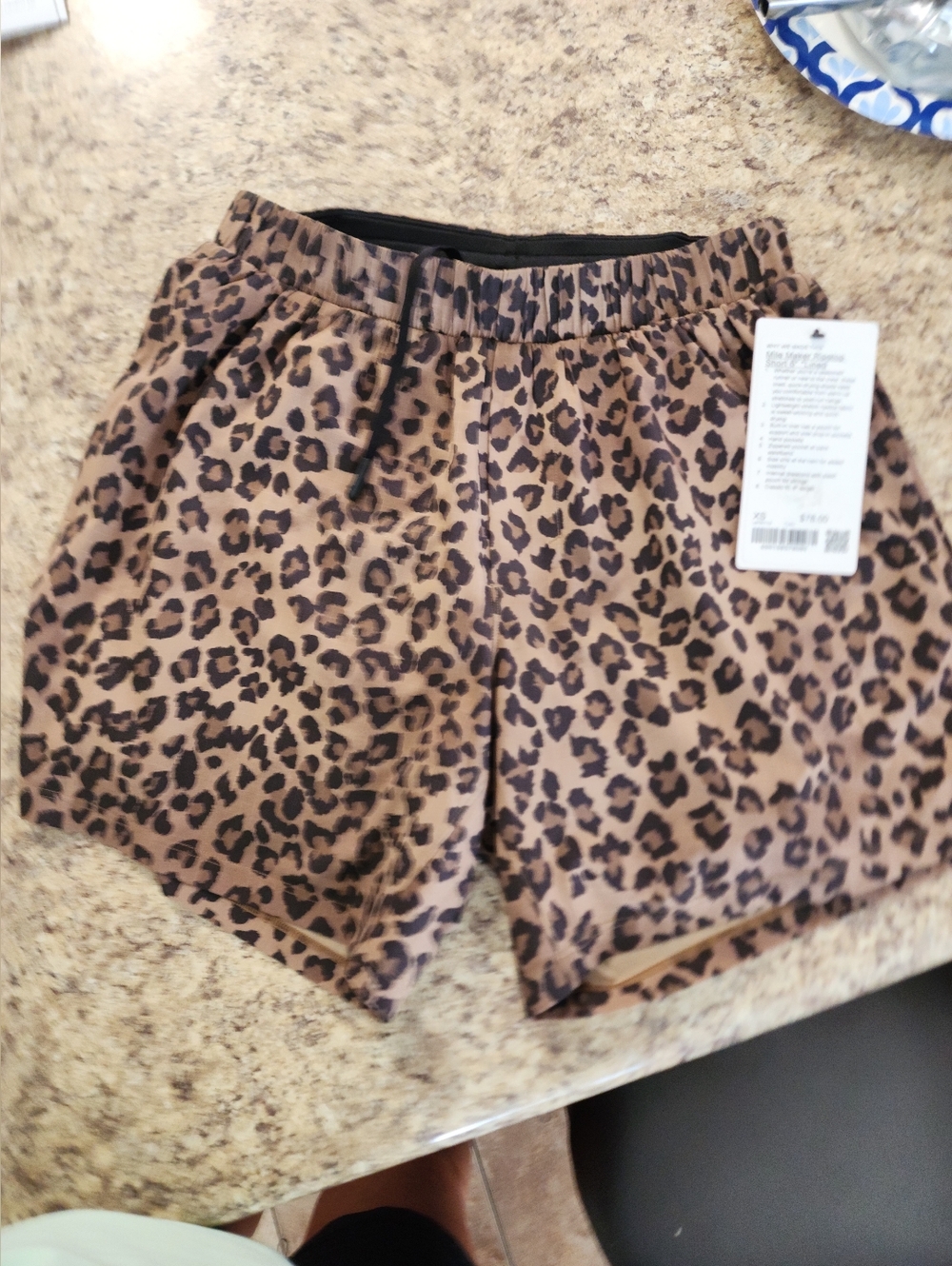 HARD TO FIND! Lululemon Mile Marker Leopard  Brown & Black